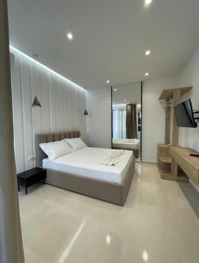 Xhefri 2 * Saranda